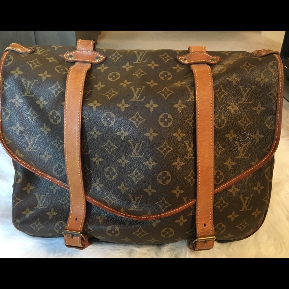 Authentic Louis Vuitton Saumur 43 Canvas Bag